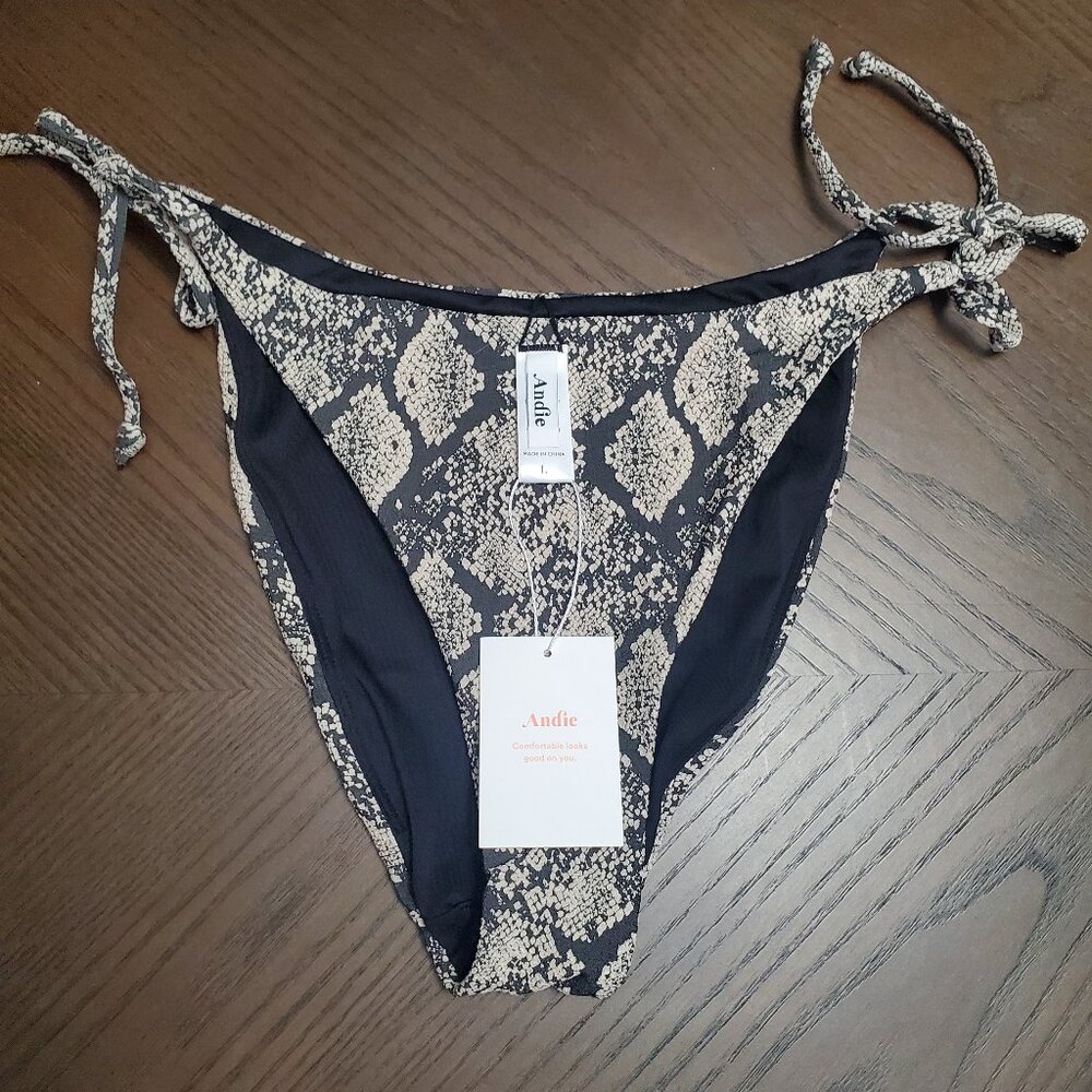 Andie bikini bottoms Women's size Large New With Tags